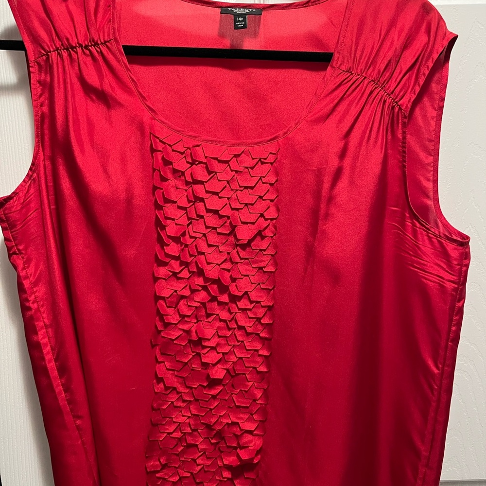Elegant Silk Red Sleeveless Top